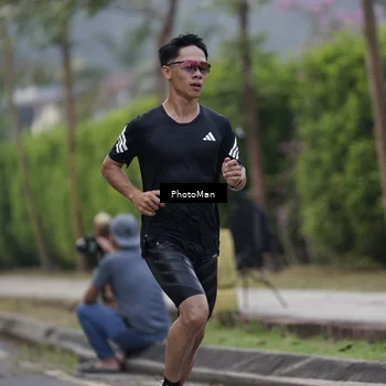 Runner Photo 8270618