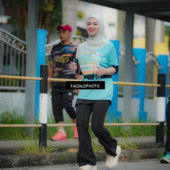 Runner Photo 8270652