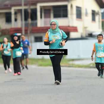 Runner Photo 8270675