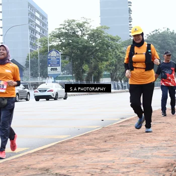 Runner Photo 8270731