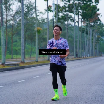 Runner Photo 8270758