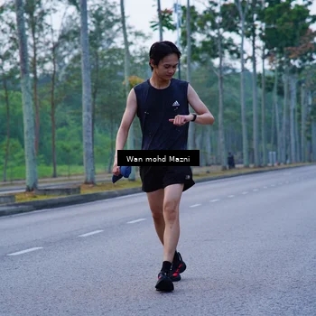 Runner Photo 8270833