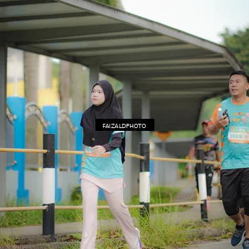 Runner Photo 8270851