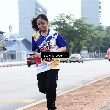 Runner Photo 8270859