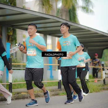 Runner Photo 8270863