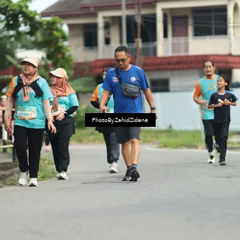 Runner Photo 8270886