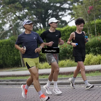 Runner Photo 8270901