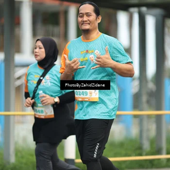 Runner Photo 8270915