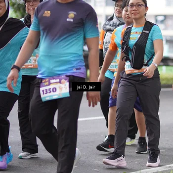 Runner Photo 8270920
