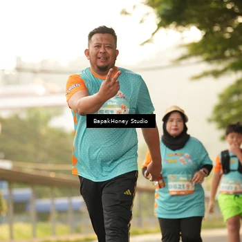 Runner Photo 8270936