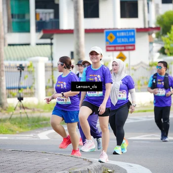 Runner Photo 8271002