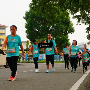 Runner Photo 8271017