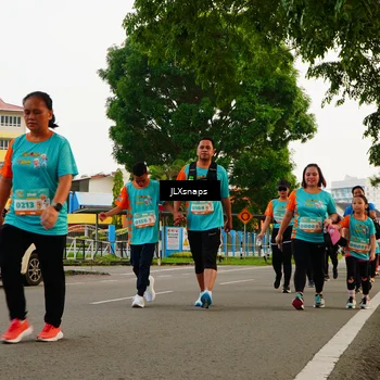 Runner Photo 8271025