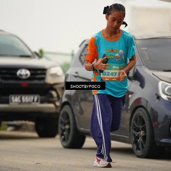 Runner Photo 8271028