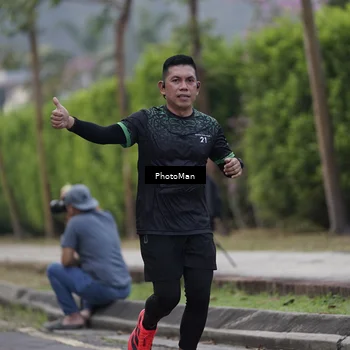 Runner Photo 8271052