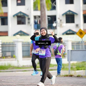 Runner Photo 8271075