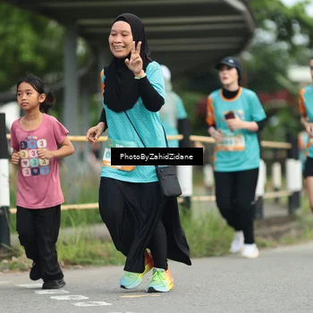 Runner Photo 8271080