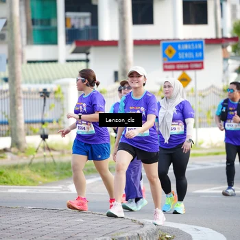 Runner Photo 8271103