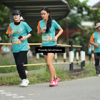 Runner Photo 8271255