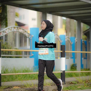 Runner Photo 8271309