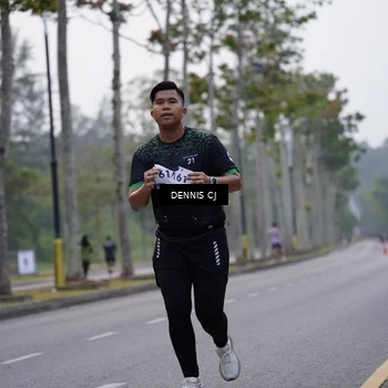 Runner Photo 8271643
