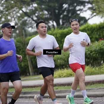 Runner Photo 8271698