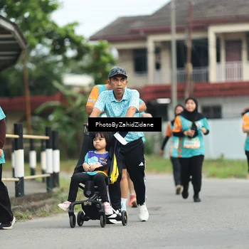 Runner Photo 8271841
