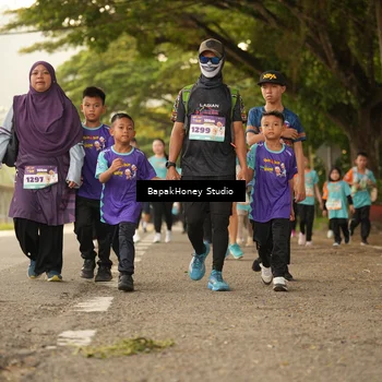 Runner Photo 8271900