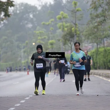 Runner Photo 8272041