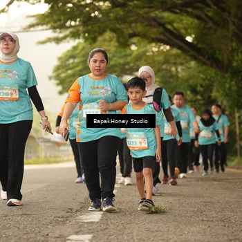 Runner Photo 8272043