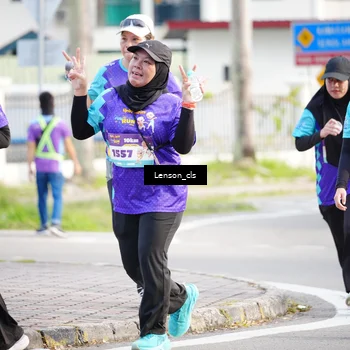Runner Photo 8272072