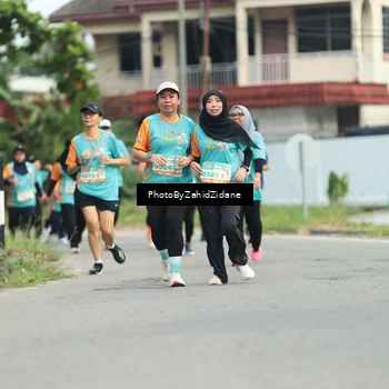 Runner Photo 8272076