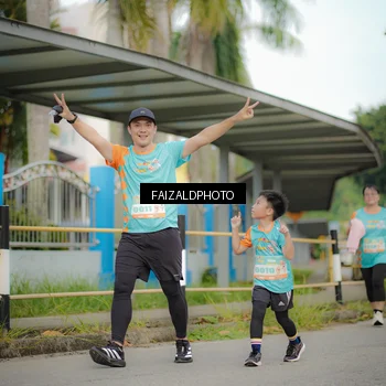 Runner Photo 8272099