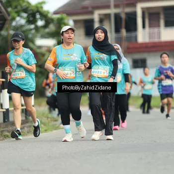 Runner Photo 8272105