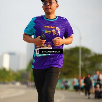 Runner Photo 8272135