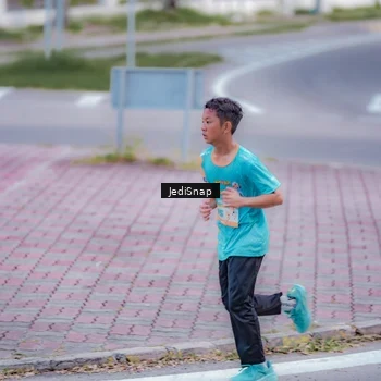 Runner Photo 8272159