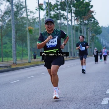 Runner Photo 8272210