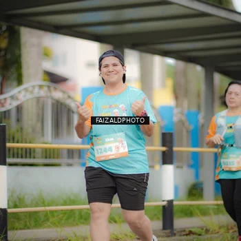 Runner Photo 8272213