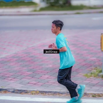 Runner Photo 8272220