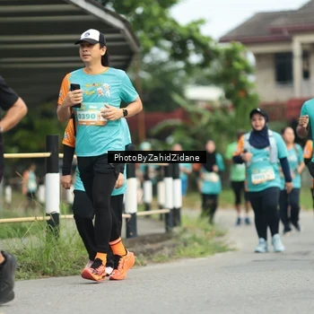 Runner Photo 8272242