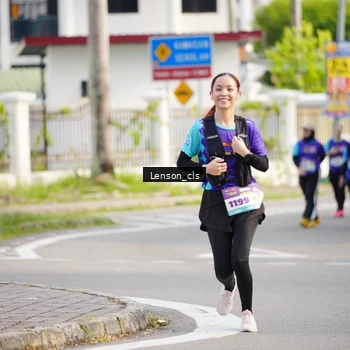 Runner Photo 8272247