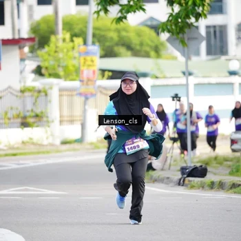 Runner Photo 8272263