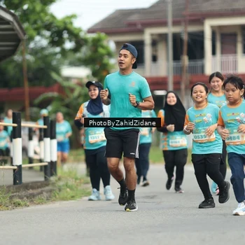 Runner Photo 8272270