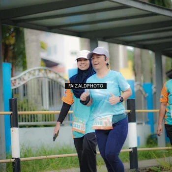 Runner Photo 8272278