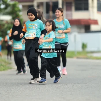 Runner Photo 8272309