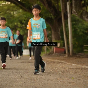 Runner Photo 8272312