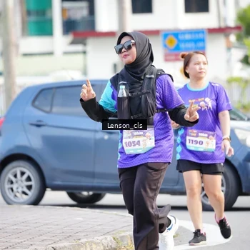Runner Photo 8272328