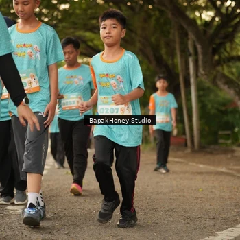 Runner Photo 8272334