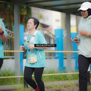 Runner Photo 8272340