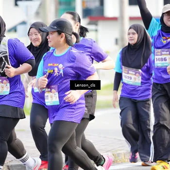 Runner Photo 8272358